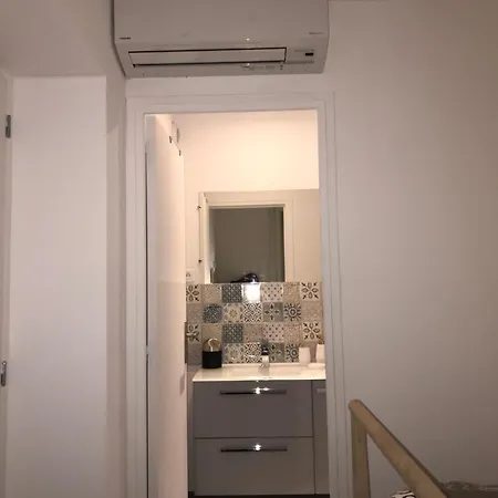 Golfe De St Tropez,mas Provencal Avec Patio Vue Mer Βίλα *